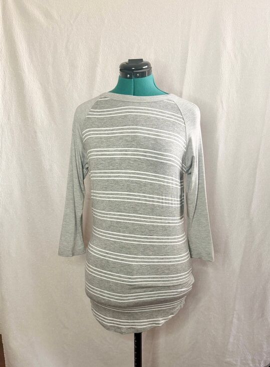 LuLaRoe Tops - NWT Lularoe Randy top size extra extra small. Brand new with tags. Size XXS.
